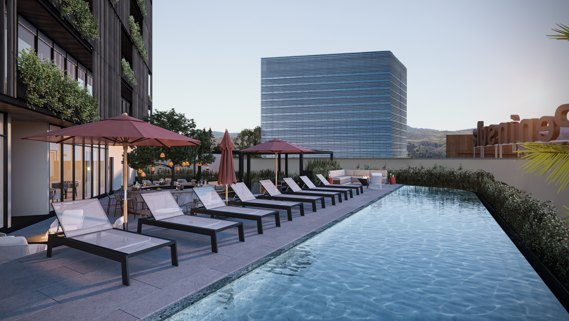 Alberca de Luzia con vista a la torre Bustamante